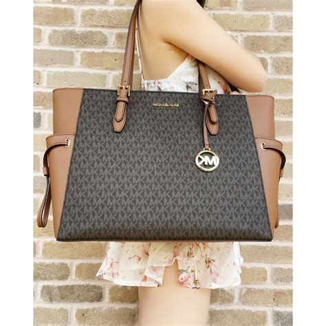 micheal kors tote bags|michael kors free tote bag.